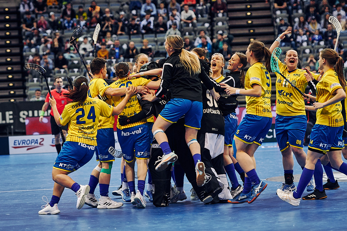 Extraliga Žen - Superfinále - Florbal Chodov x FBC Ostrava