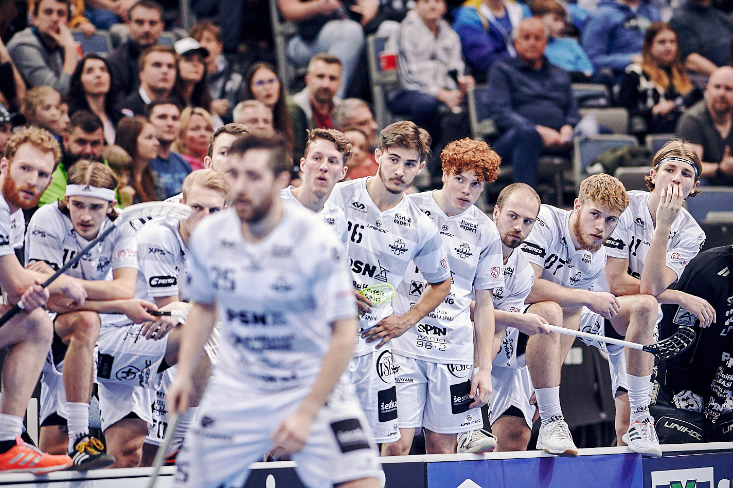090422 FlorbalChodov x FBc Ostrava SFF 1224