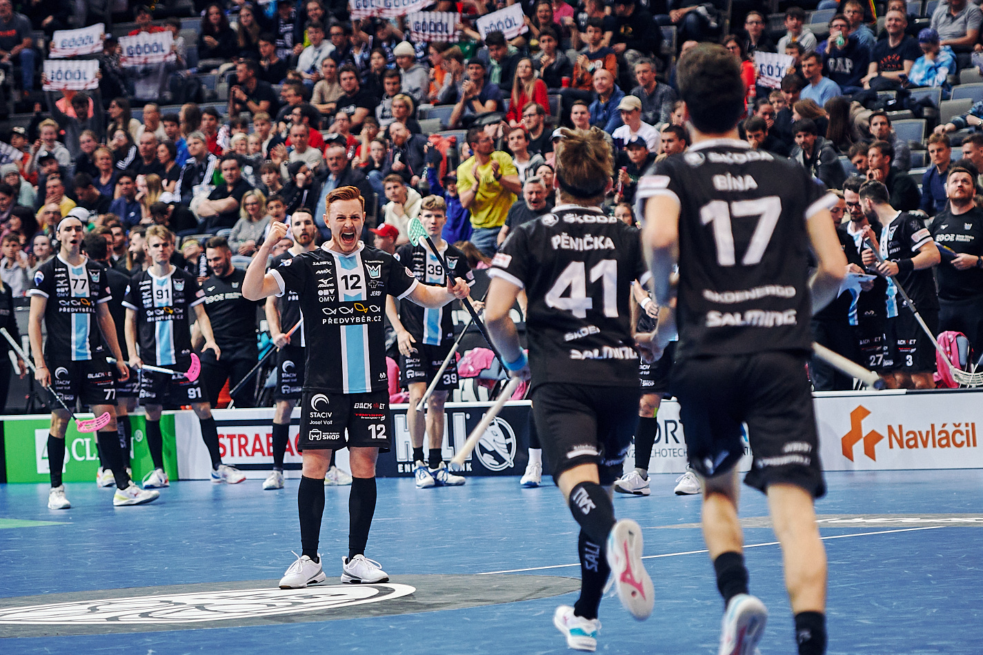 090422 FlorbalChodov x FBc Ostrava SFF 1544