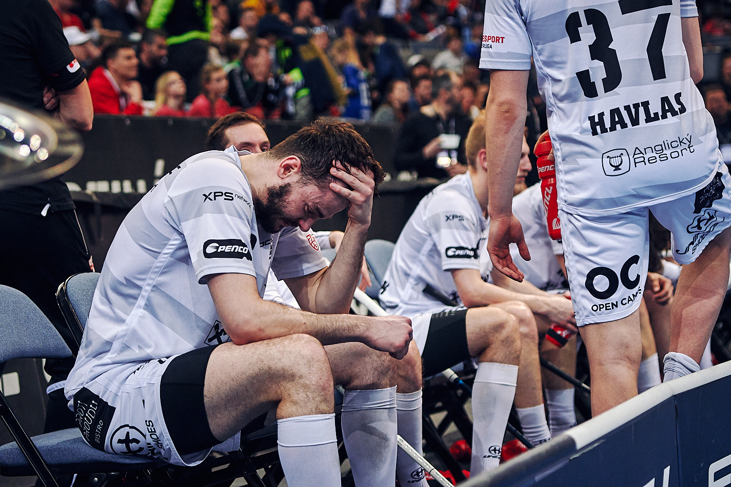 090422 FlorbalChodov x FBc Ostrava SFF 1940